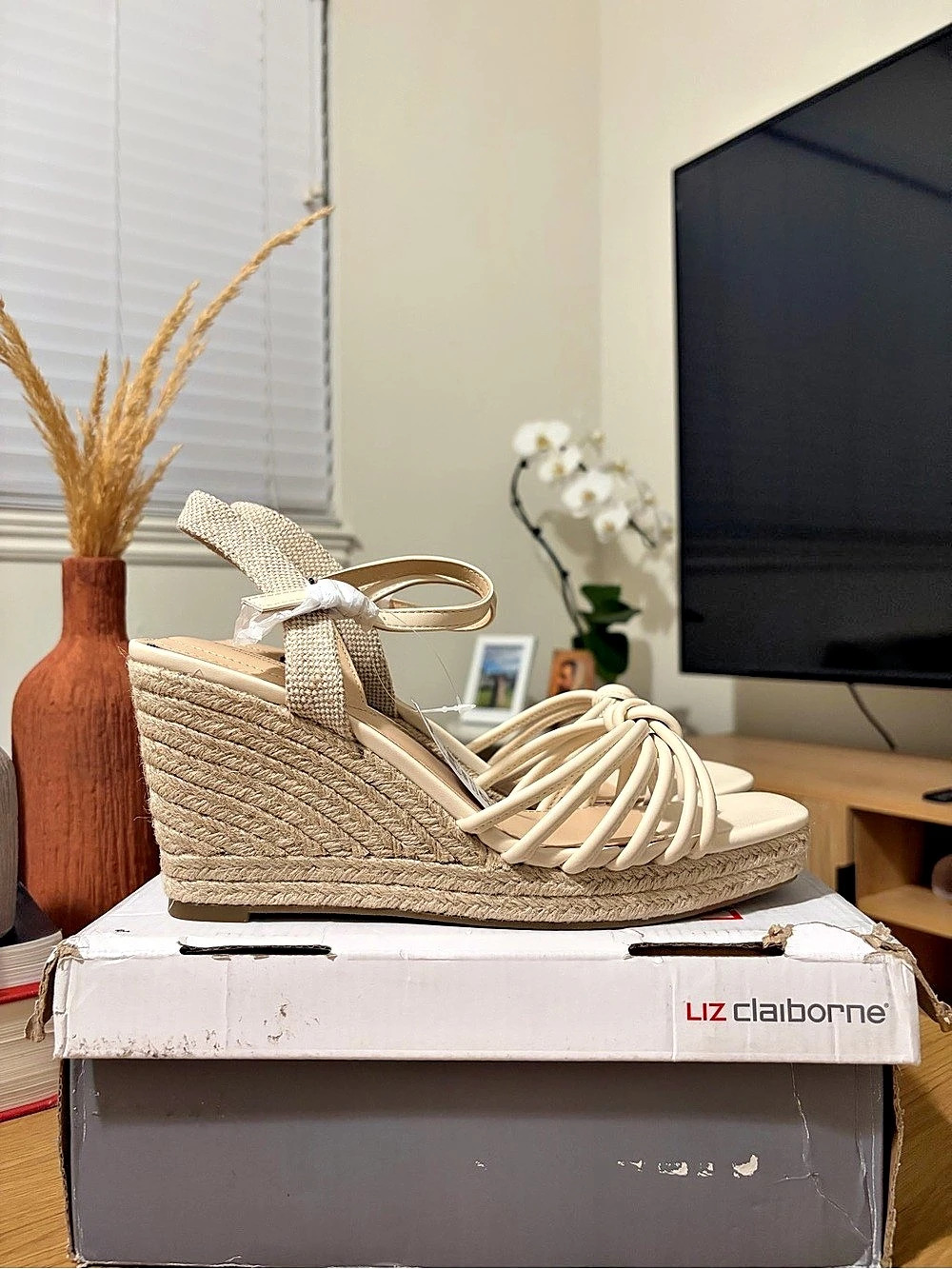 Liz Claiborne Marcos Wedge Sandals Marcos Espadrille Wedges White & Beige US 10